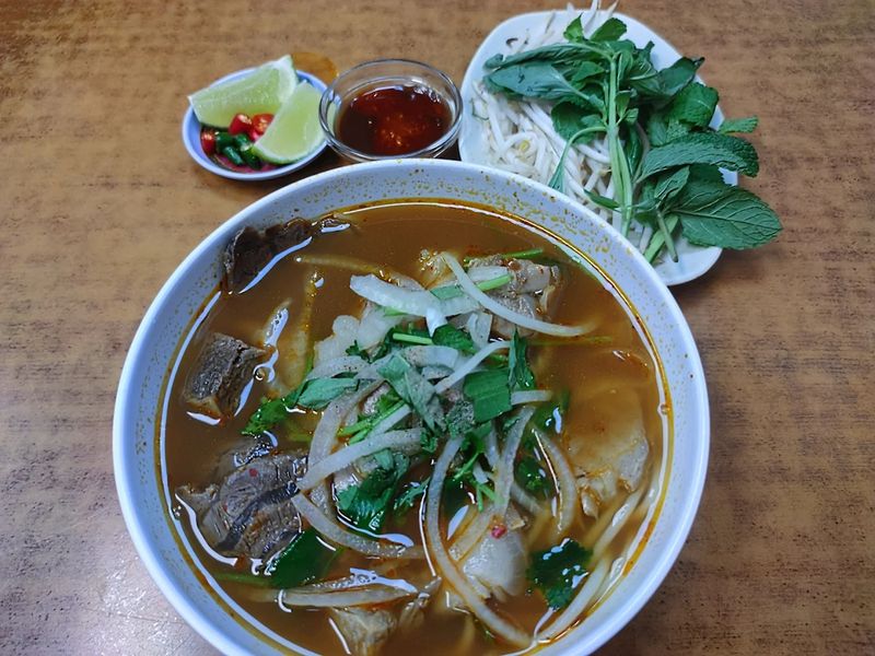 Bol de pho chez Dong Huong